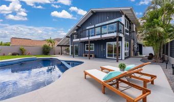 7137 Kamilo St, Honolulu, HI 96825
