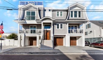 18 Mea Ln, Beach Haven, NJ 08008