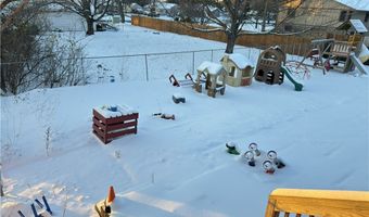 2328 N Hillcrest Pkwy, Altoona, WI 54720