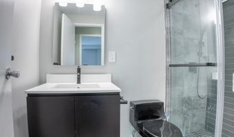 4141 N HENDERSON Rd 204, Arlington, VA 22203