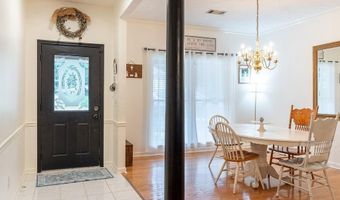 1377 E UNIVERSITY Dr, Auburn, AL 36830