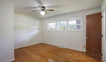 2853 Broadstone Rd, Banner Elk, NC 28604