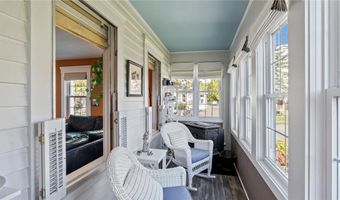 50 Charles St, Bristol, RI 02809