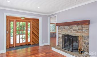 35 McKinney Rd, Asheville, NC 28805