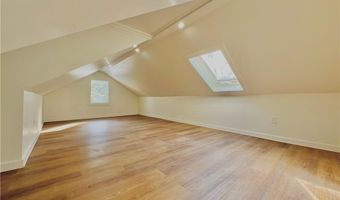 31 Carleton St, Attleboro, MA 02703
