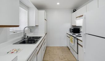 7 Koiula Ln 137, Kahului, HI 96732