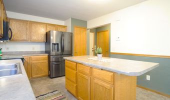 934 Tony Dr, Madison, WI 53704