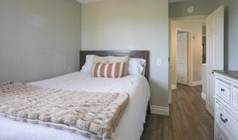 1216 Woodview Dr, Oceanside, CA 92056