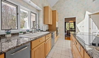 319 Redstone Dr, Cheshire, CT 06410
