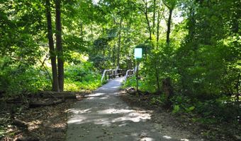 253 Garth Rd Unit 1T, Scarsdale, NY 10583