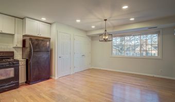 5210 MARIS Ave, Alexandria, VA 22304