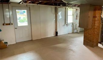 1004 S 2nd St, Alma, WI 54610