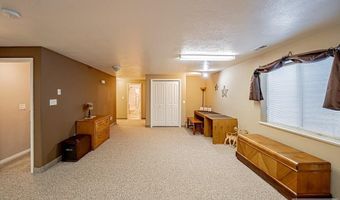 1459 S Windsor Dr, Ammon, ID 83406