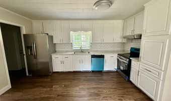 808 Laurel Ave, Adel, GA 31620