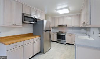 1810 HEMLOCK Cir, Abington, PA 19001