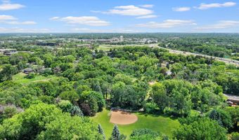4309 Colleen Ct, Arden Hills, MN 55112