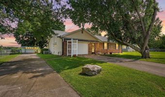 800 E Prairie Ln, Ash Grove, MO 65604