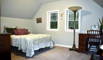 7 Mossy Ridge Rd, Belfast, ME 04915