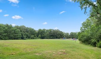 127 Trianon St, Batesville, MS 38606