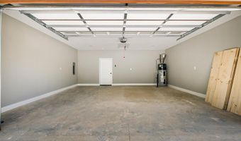 1038 N Linden Dr, Alcoa, TN 37701