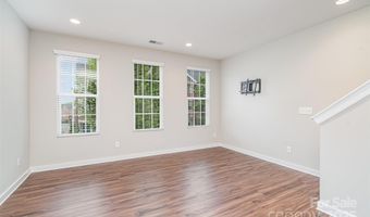 9444 Kings Parade Blvd, Charlotte, NC 28273