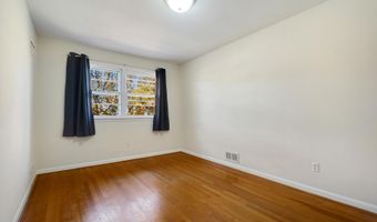 6220 ROBINWOOD Rd, Bethesda, MD 20817