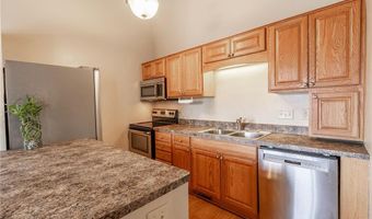 8372 Lower 138th Ct, Apple Valley, MN 55124
