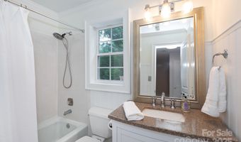 4601 Crooked Oak Ln, Charlotte, NC 28226
