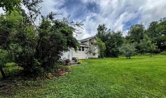 118 Foster Dr, Bennington, VT 05201