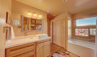 237 Sendero Horse Thief, Alpine, TX 79830