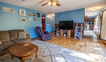 4 Howard Siding Ln, Abbot, ME 04406