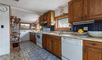 18 Beach Row, Narragansett, RI 02879