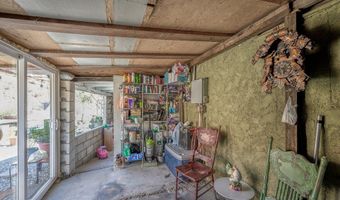 9555 Hierba Rd, Agua Dulce, CA 91390