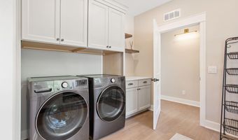 1663 Fairview Dr, Allegan, MI 49010