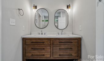 28 Ridgefield Pl, Asheville, NC 28803