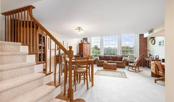 40 Web Ave 202, North Kingstown, RI 02852