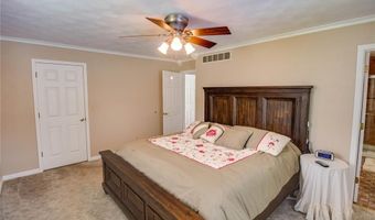6302 Wenzel Rd, Alton, IL 62002