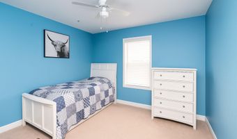 120 Hillside Dr, Baldwin City, KS 66006