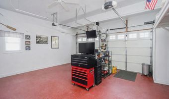 741 Beach Ave, Beachwood, NJ 08722