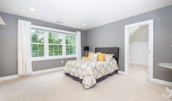 2 Merritt Woods, Burlington, CT 06013