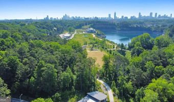 1519 Layton, Atlanta, GA 30318