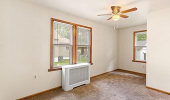 140 ALBANY Ave, Barrington, NJ 08007
