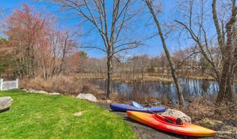 62 Hooksett Rd, Auburn, NH 03032