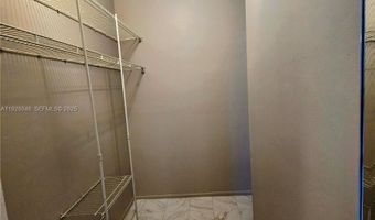 20505 E Country Club Dr 138, Aventura, FL 33180