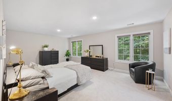 9600 EAGLE RIDGE Dr, Bethesda, MD 20817