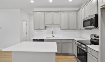 165 Mill Ctr 216, Athens, GA 30606