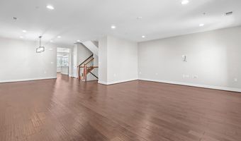 2109 MAIN LINE 102, Alexandria, VA 22301