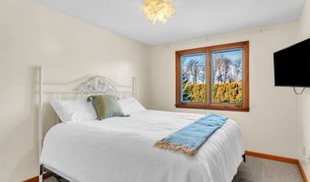 114 S West St, Agawam, MA 01030