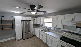 208 W Elm St, Alton, IL 62002