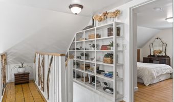 11 Old County Rd, Appleton, ME 04862